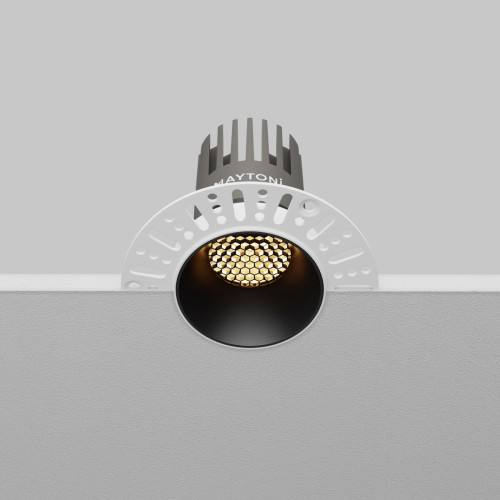 Встраиваемый светильник Maytoni Technical Dip DL124-10W-2.7K-TRS-B