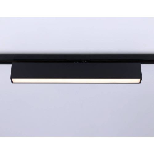 Трековый однофазный светильник Ambrella Light Track System GL6775