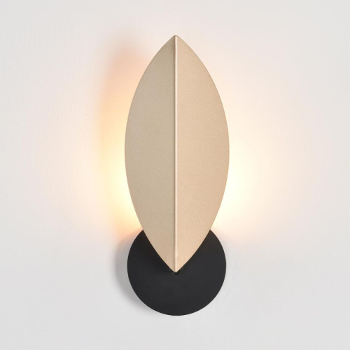 Бра Lumion Moderni Leaf 8396/1W Бра Lumion Moderni Leaf 8396/1W