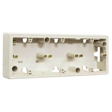 Коробка накладного монтажа 3-постовая Legrand Galea Valena слоновая кость 776133