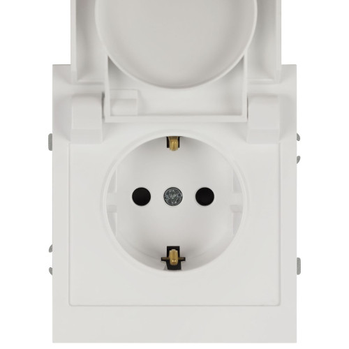 Розетка Эра Arktik 16-2103-08 с заземлением 2P+E Schuko со шторками с крышкой 16А-250В белый матовый Б0070441