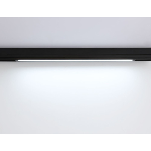 Трековый магнитный светильник Ambrella Light Magnetic 220V GL1292