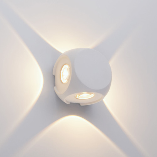 Настенный светильник Elektrostandard 1504 TECHNO LED CUBE белый 4690389147722