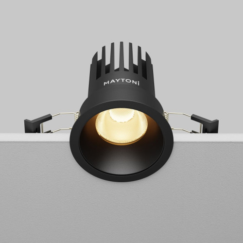 Встраиваемый светильник Maytoni Dip DL117-15W-2.7K-B
