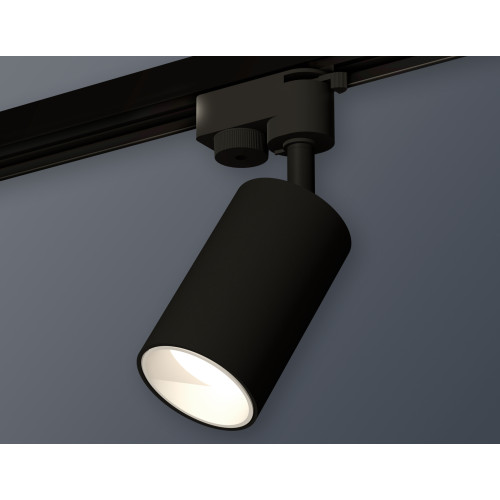 Трековый однофазный светильник Ambrella Light Track System XT6323020 (A2521, C6323, N6110)