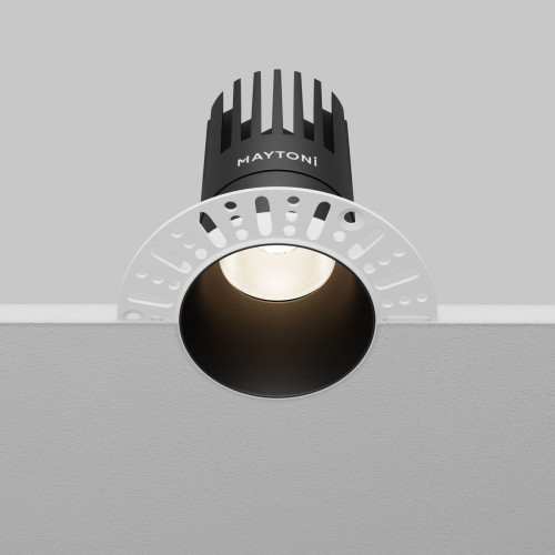 Встраиваемый светильник Maytoni Dip DL122-15W-4K-TRS-B