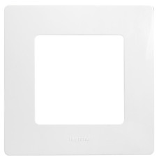 Рамка 1-постовая Legrand Etika белая 672501