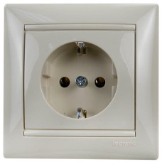 Розетка 2К+3 Legrand Valena 16A 250V с/з слоновая кость 774323