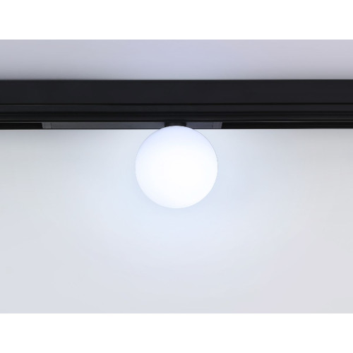 Трековый магнитный светильник Ambrella Light Magnetic 220V GL1371