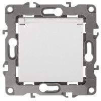 Розетка 2P+E Schuko со шторками с крышкой Эра 12-2103-01 Б0014693