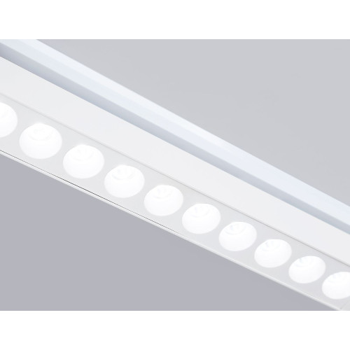 Трековый однофазный светильник Ambrella Light Track system GL6718