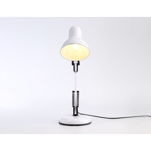 Настольная лампа Ambrella Light Desk DE7713