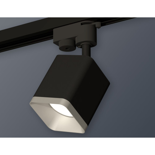 Трековый однофазный светильник Ambrella Light Track System XT7813002 (A2521, C7813, N7703)