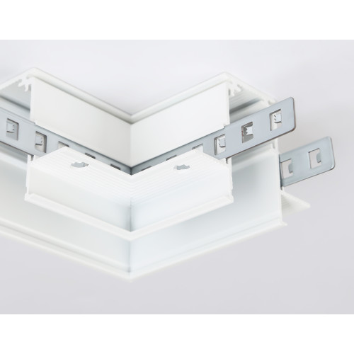 Коннектор угловой для шинопровода Ambrella Light Track System GL3352