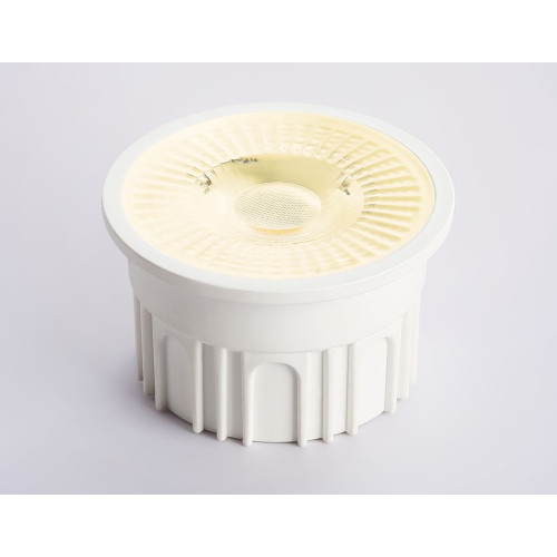 Светодиодный модуль Ambrella Light Bulbing LED MR16-PR 9W IC 2700K 220-240V 38° 212201