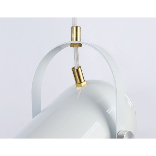 Подвесной светильник Ambrella Light Traditional TR8205