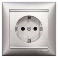 Розетка 2К+3 Legrand Valena 16A 250V с/з алюминий 770123