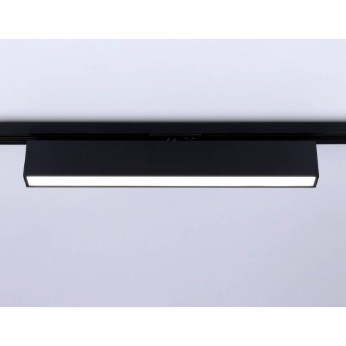 Трековый однофазный светильник Ambrella Light Track System GL6777