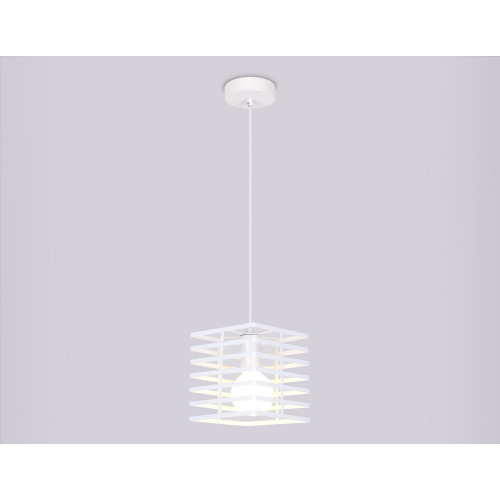Подвесной светильник Ambrella Light Traditional TR8410