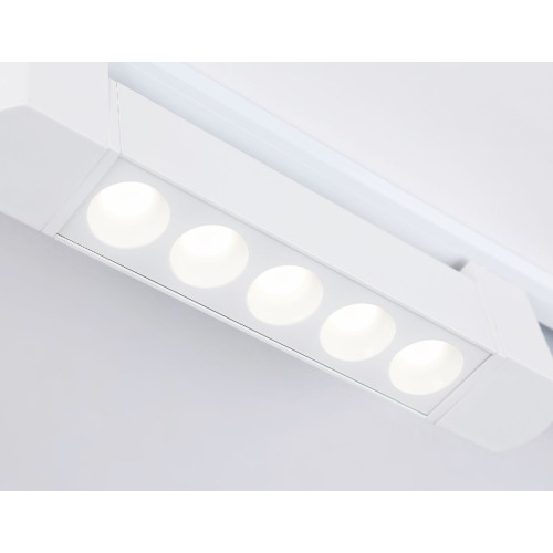 Трековый однофазный светильник Ambrella Light Track system GL6700