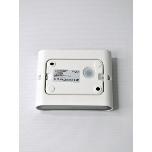Уличный настенный светильник Elvan BR-007T-6W-WW-Wh