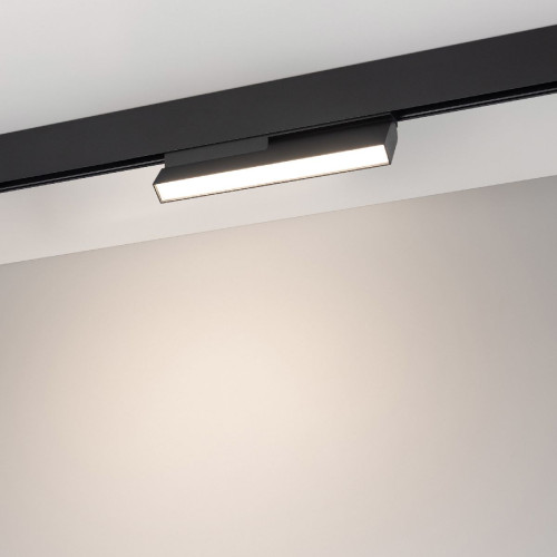 Трековый магнитный светильник Arlight MAG-ORIENT-FLAT-FOLD-S230-12W Day4000-MIX (BK, 80 deg, 48V, DALI) 041870
