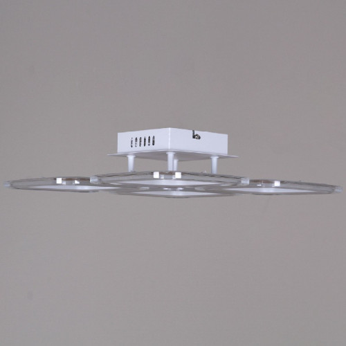 Потолочная люстра Reluce 09826-3.3-04 WH