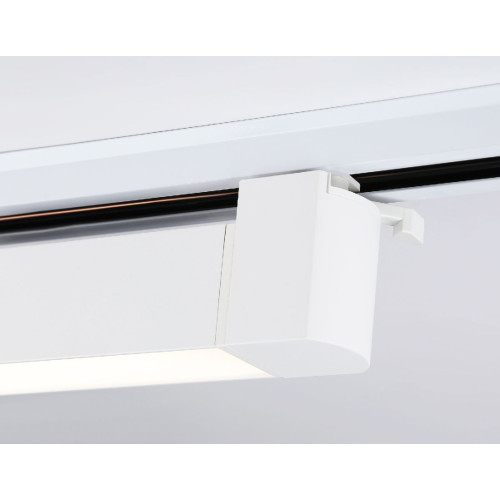 Трековый однофазный светильник Ambrella Light Track system GL6724