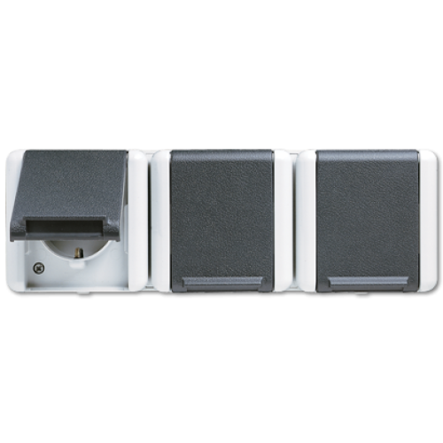 Розетка Schuko трехместная Jung 8230W