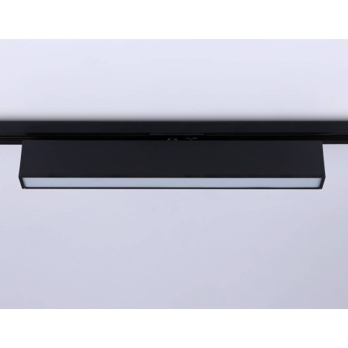 Трековый однофазный светильник Ambrella Light Track System GL6775