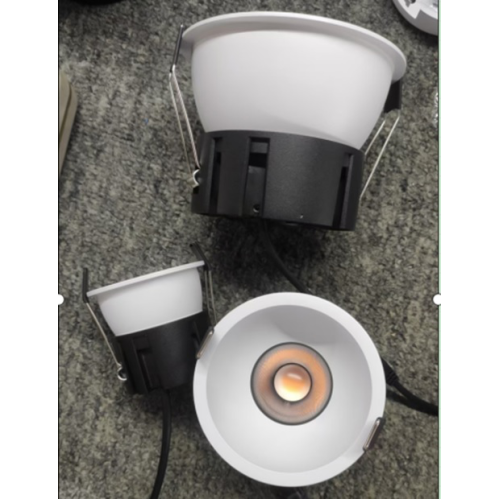 Встраиваемый влагозащищенный светильник Italline IT06-6032 white 3000K