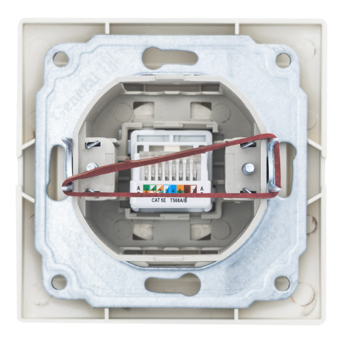 Розетка компьютерная RJ45 скрытой установки IP20,слоновая кость 