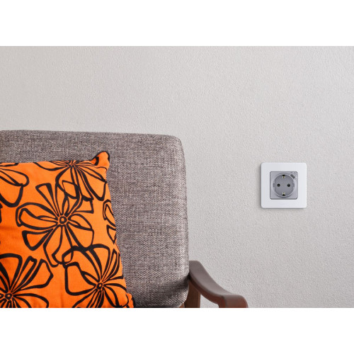 Розетка с/з с USB тип C со шторками Legrand Inspiria 673772