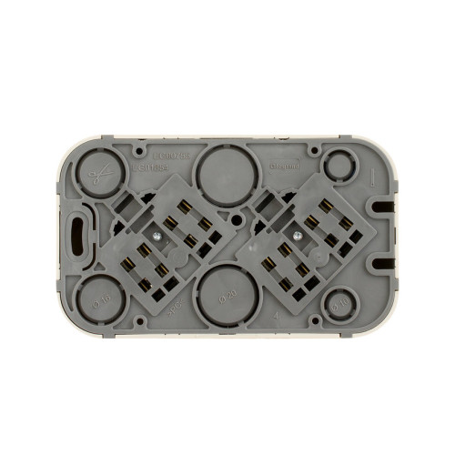 Розеточный блок двойной с/з Legrand Quteo 782233