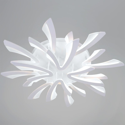 Потолочная люстра Reluce 59090-0.3-8+4 WH