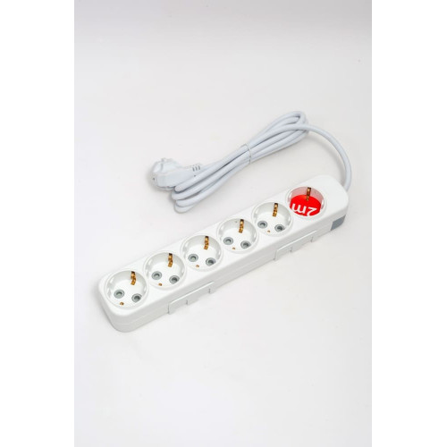 Удлинитель с/з 6вх с защитными шторками ELBI Myra 527-010202-611