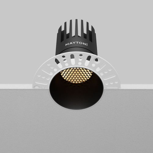 Встраиваемый светильник Maytoni Dip DL122-15W-2.7K-TRS-B