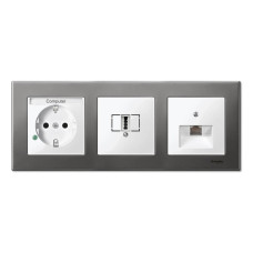 Рамка 3-постовая Schneider Electric Merten System M MTN403314
