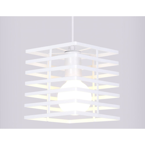 Подвесной светильник Ambrella Light Traditional TR8410