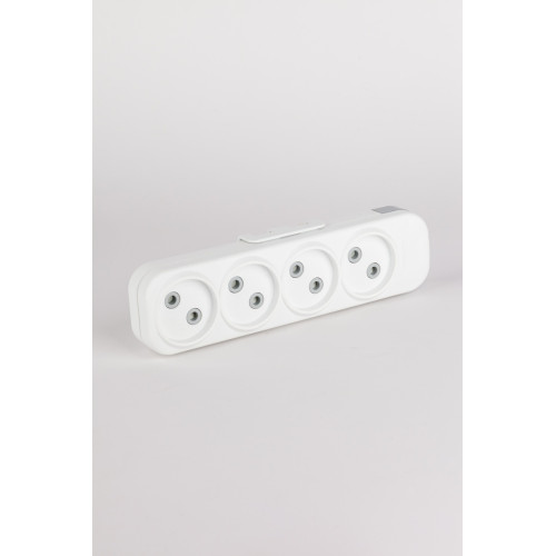 Колодка 4вх с защитными шторками ELBI Myra 527-010200-400