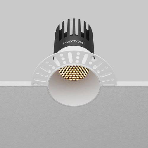 Встраиваемый светильник Maytoni Dip DL122-15W-2.7K-TRS-W