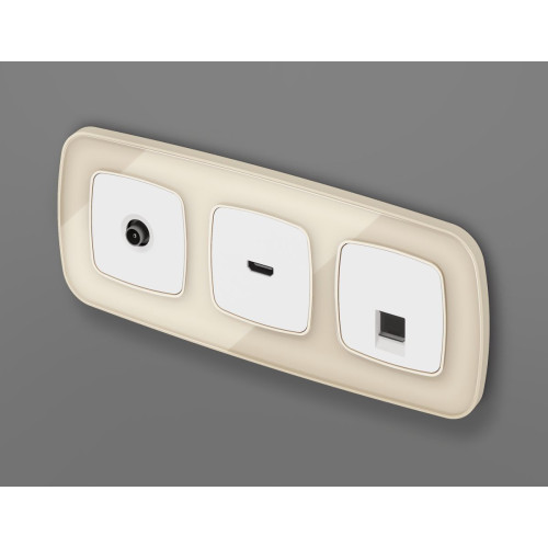 Комплект механизма компьютерной розетки Ambrella Volt RJ-45 (8P8C) CAT6A экранированной с автоматической защитной шторкой OMEGA MO112005 Белый глянец QUANT (OP1120, VM185)