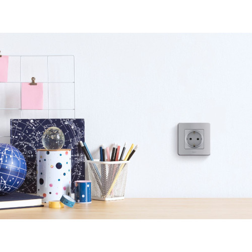 Рамка одноместная Legrand Inspiria 673932