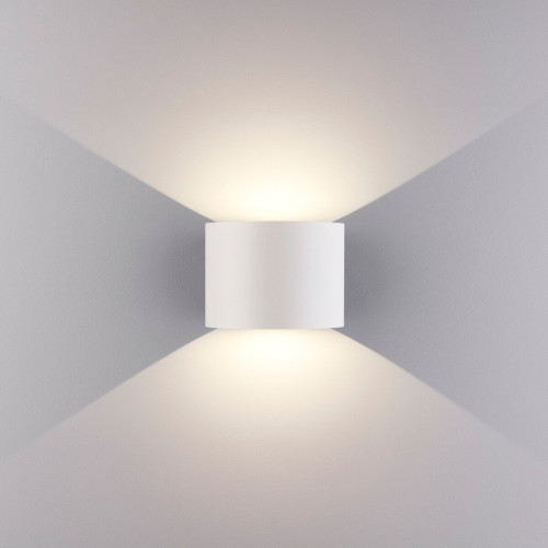 Уличный настенный светодиодный светильник Elektrostandard 1518 Techno LED Blade белый 4690389108914
