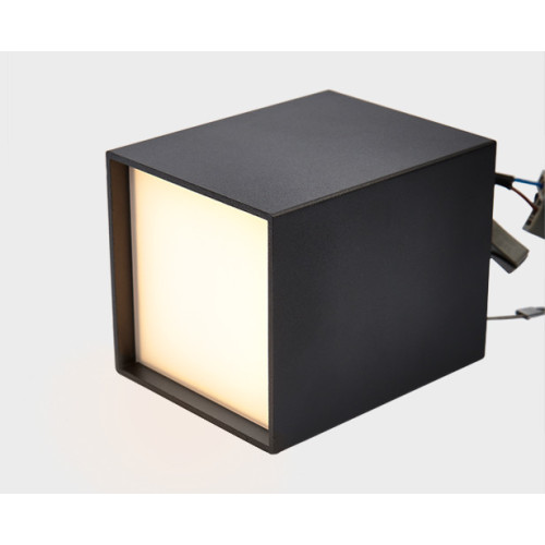 Накладной светильник Italline DL 3028 black 3000K