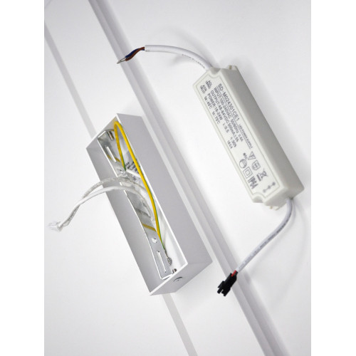 Настенный светильник Elvan GW-8083L-24W-WW-Wh