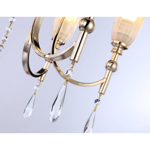 Потолочная люстра Ambrella Light Traditional TR3244