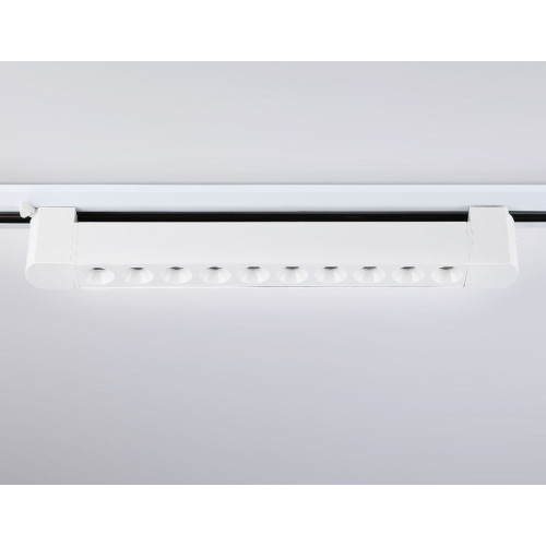 Трековый однофазный светильник Ambrella Light Track system GL6706