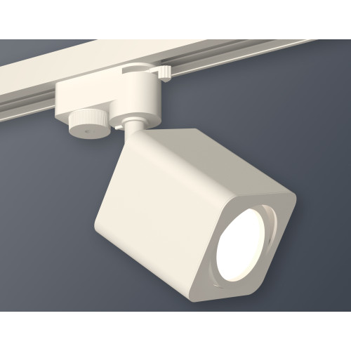 Трековый однофазный светильник Ambrella Light Track System XT7812010 (A2520, C7812, N7710)