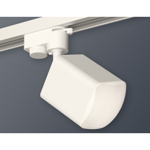 Трековый однофазный светильник Ambrella Light Track System XT7812023 (A2520, C7812, N7756)